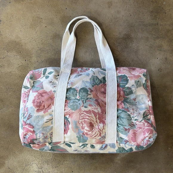 Vintage English Rose Floral Canvas Packable Tote Dusty Pink Sage Green Duffle - Picture 1 of 10